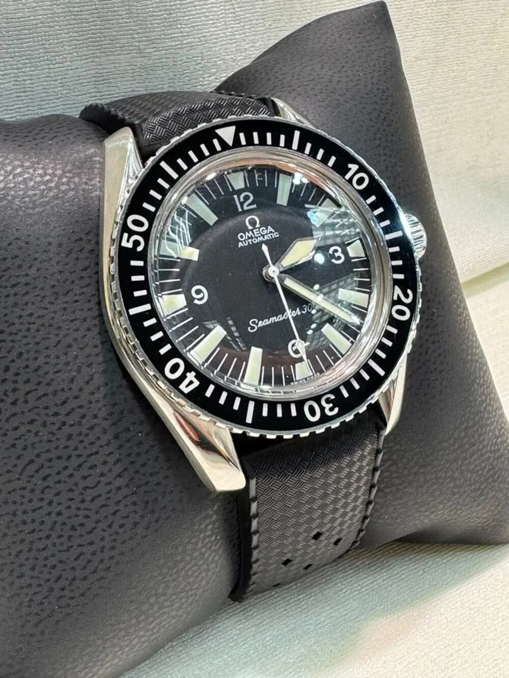 Sold  Vintage Omega Seamaster 300 Watch 42mm